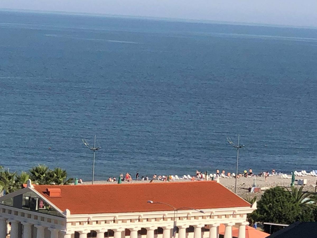 Apartment Sea Tower Khimshiashvili 15 Batum Dış mekan fotoğraf