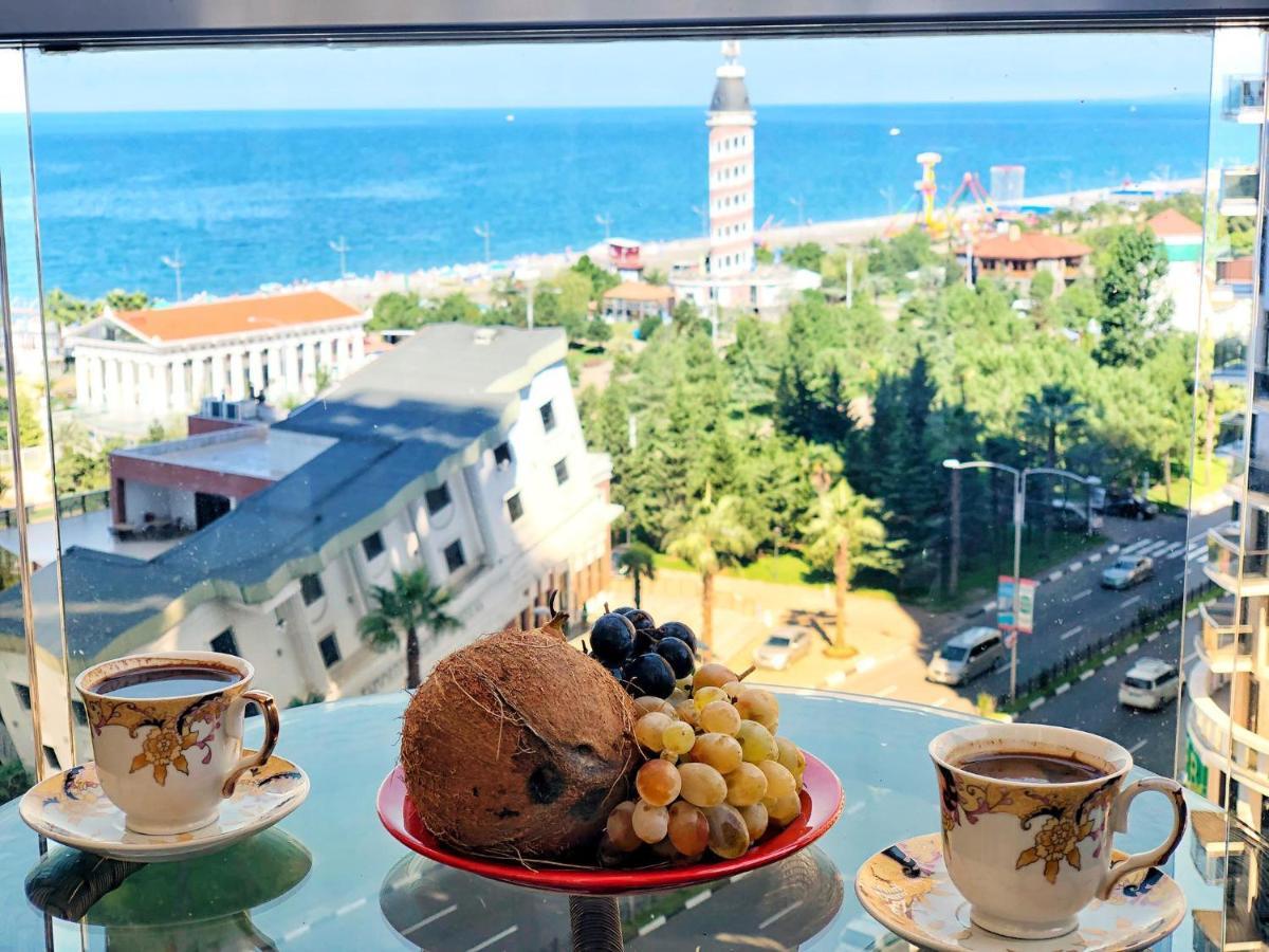 Apartment Sea Tower Khimshiashvili 15 Batum Dış mekan fotoğraf